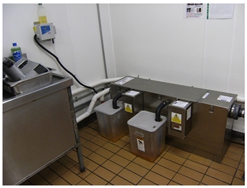 Automatic cleaning system installation