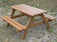 Thames Picnic Table 