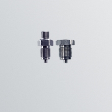 Adapters for different pressure connections