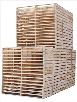 Custom Pallets & Collars