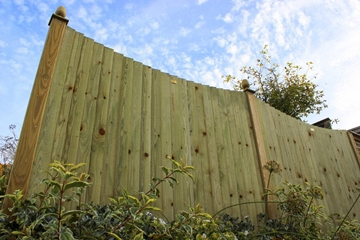  Concave Featherboard Fence Panels
