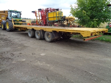 Used 32FT Tri-Axle Flat Bale Trailer