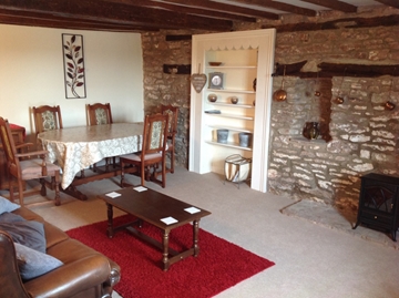 Features, Self Catering Cottage to let
