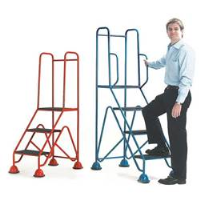 Fort Domed Feet Steps with Injected Moulded Treads