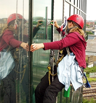 Rope Access Gutters Cleaning Services 