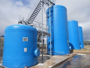 High Density Polyethylene Storage Tanks