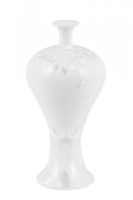 Rosabel Ivory White Chinese Porcelain Vase With Mother Of Pearl