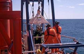 Drilling Rig Installation Based Diving