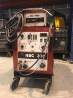USED BUTTERS 9000 SERIES 380 C/W 902 WIRE FEED UNIT